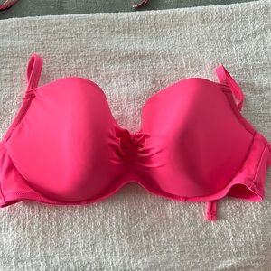 Shade & Shore Cross-back Bathing Suit Top in Size 34DD